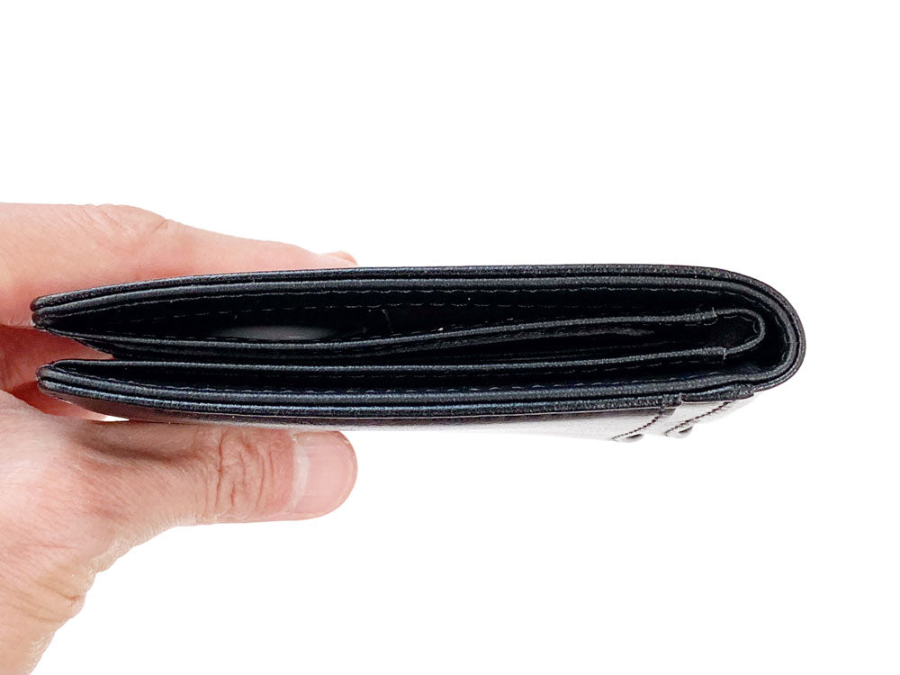 mobi.D (mobile digital) Smart AirTag Classic Leather Wallet