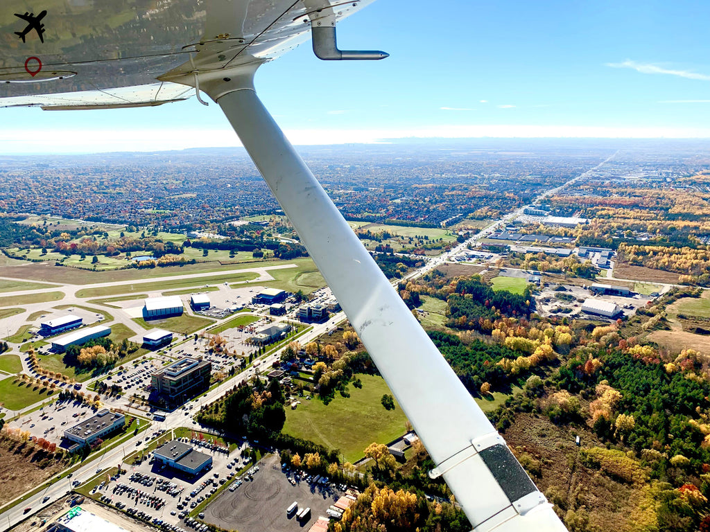 mobi.D (mobile digital) Flight Series MA-001 iPhone Case + Travel Set