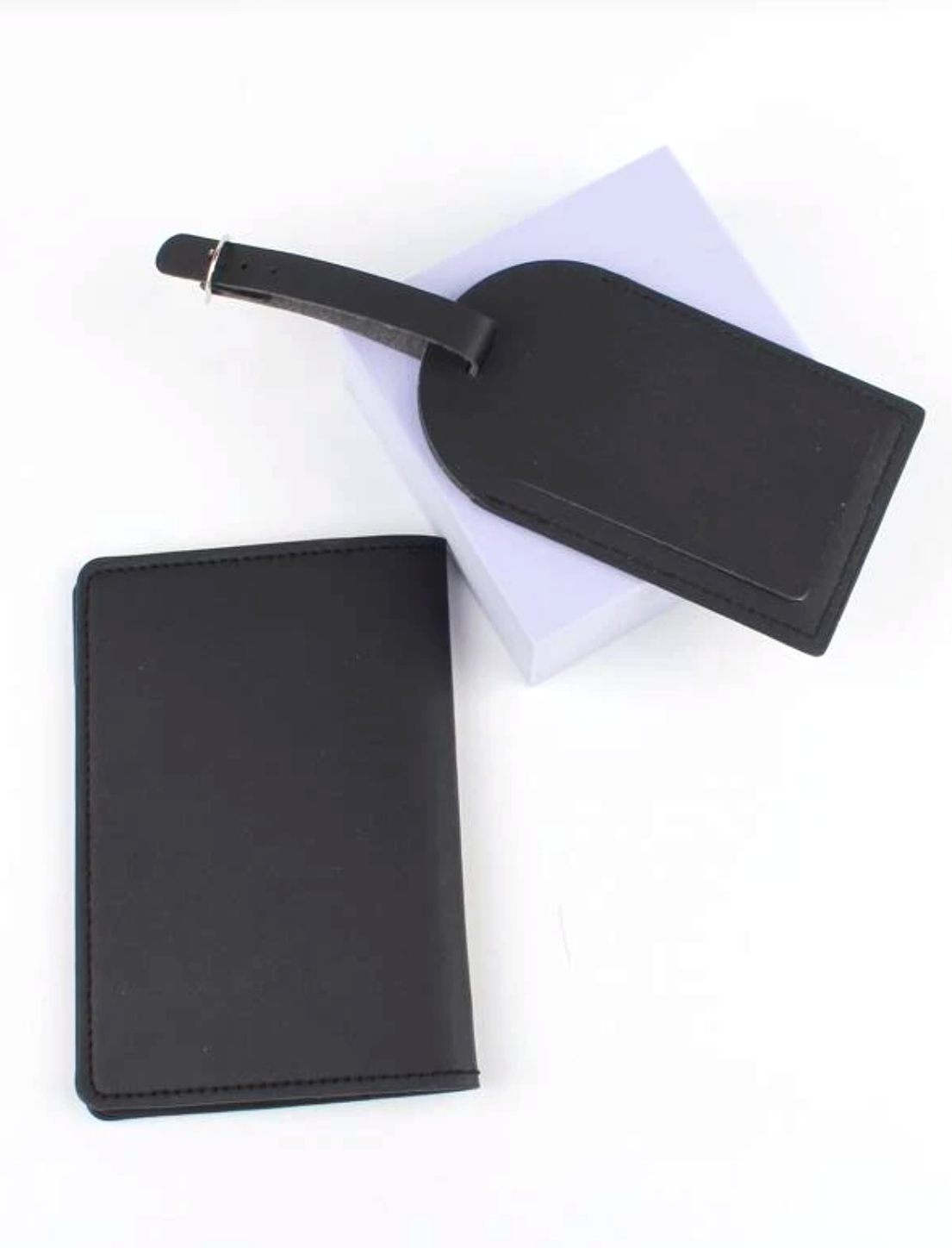 mobi.D (mobile digital) Flight Series MA-001 iPhone Case + Travel Set