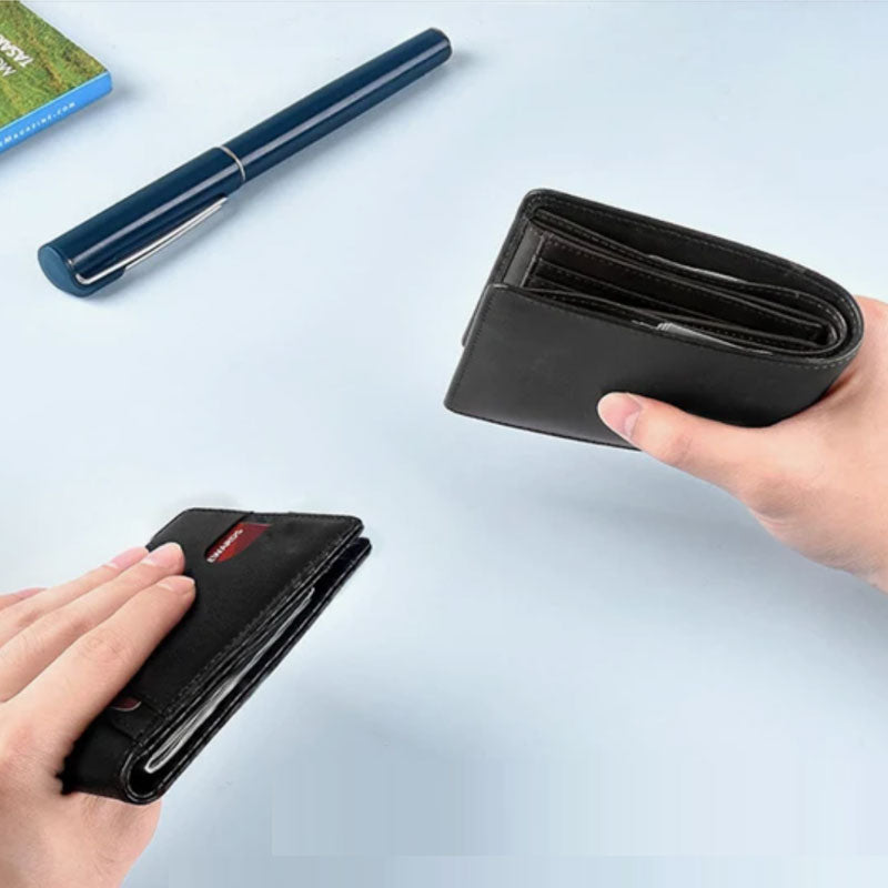 mobi.D (mobile digital) Smart AirTag Classic Leather Wallet